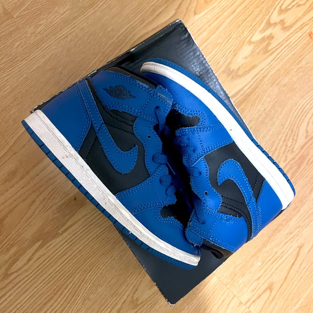Jordan 1s royal blue high toddler size 10C